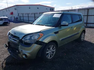 2012 Kia Soul + with VIN KNDJT2A66C7416740, listed as a IAAI auction lot 42085271 with 74,512 mi miles. Bid and sale history available at carsss.com. Image 17.