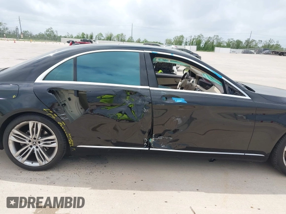 2018 Mercedes-Benz S 560 z VIN WDDUG8DB0JA389005, wystawiony jako IAAI lot #41939490 z przebiegiem 30 611 mil mil oraz . Historia ofert i sprzedaży dostępna na DreamBid. Obrazek 6.