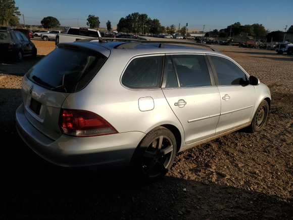 2010 Volkswagen Jetta SportWagen TDI with VIN 3VWTL7AJ4AM643127, listed as a Copart auction lot 76867944 with 207,607 mi miles and Salvage Title. Bid and sale history available at carsss.com. Image 3.