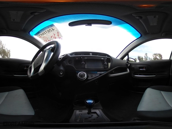 2015 Toyota Prius c One with VIN JTDKDTB3XF1097538, listed as a IAAI auction lot 42031057 with 100,847 mi miles. Bid and sale history available at carsss.com. Image 18.