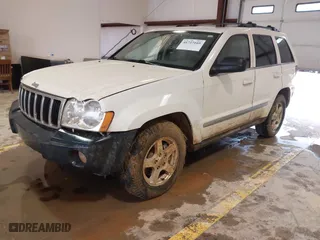 2006 Jeep Grand Cherokee Limited with VIN 1J4HS58N26C208814, listed as a IAAI auction lot 41727165 with 243,144 mi miles. Bid and sale history available at carsss.com. Image 2.