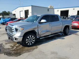 2018 Toyota Tundra 2WD SR5 with VIN 5TFFY5F13JX240295, listed as a Copart auction lot 74217104 with 83,076 mi miles and Salvage Title. Bid and sale history available at carsss.com. Image 1.
