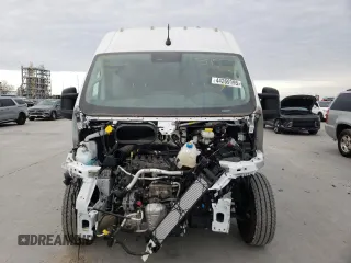 2023 Ram ProMaster Cargo with VIN 3C6MRVJG9PE539774, listed as a Copart auction lot 44269195 with 8,650 mi miles and Salvage Title. Bid and sale history available at DreamBid. Image 5.