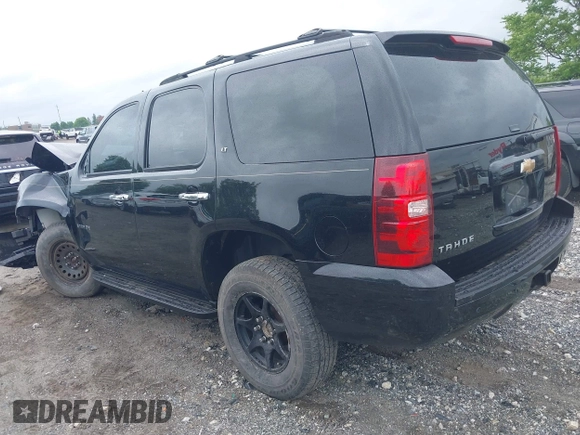 2007 Chevrolet Tahoe LT z VIN 1GNFK13017R210061, wystawiony jako IAAI lot #42256967 z przebiegiem Nie podano mil oraz . Historia ofert i sprzedaży dostępna na DreamBid. Obrazek 3.