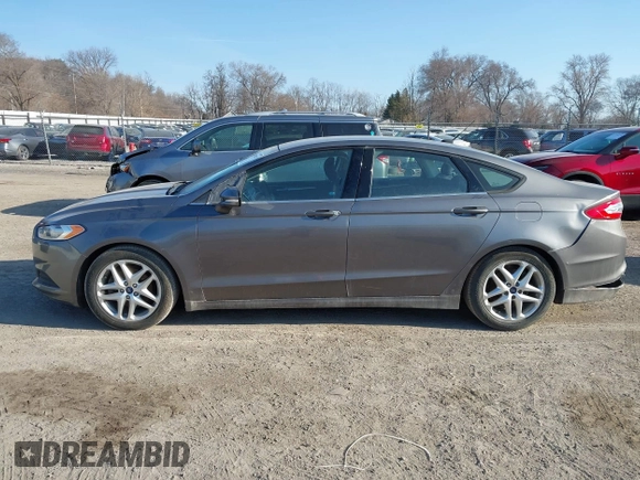 2013 Ford Fusion SE with VIN 3FA6P0H74DR329349, listed as a IAAI auction lot 41788971 with 249,603 mi miles. Bid and sale history available at carsss.com. Image 15.
