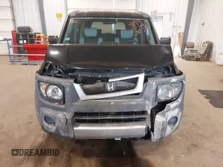2005 Honda Element LX z VIN 5J6YH18345L014905, wystawiony jako IAAI lot #41996637 z przebiegiem 197 851 mil mil oraz . Historia ofert i sprzedaży dostępna na DreamBid. Obrazek 12.