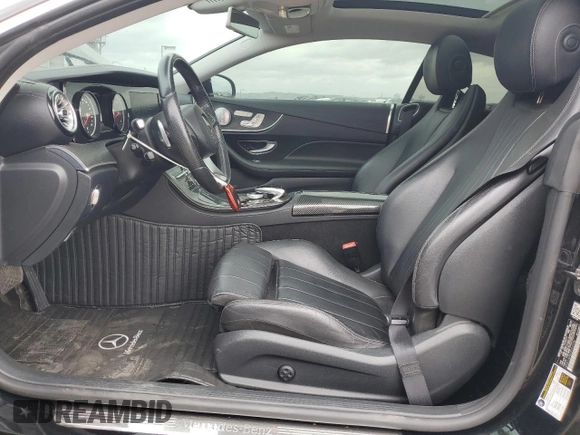 2018 Mercedes-Benz E 400 z VIN WDD1J6FB2JF022938, wystawiony jako Copart lot #54758505 z przebiegiem 55 392 mil mil oraz Szkoda całkowita • Salvage title. Historia ofert i sprzedaży dostępna na DreamBid. Obrazek 7.