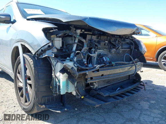 2015 Nissan Rogue SL with VIN 5N1AT2MVXFC862531, listed as a IAAI auction lot 41671922 with 135,637 mi miles. Bid and sale history available at carsss.com. Image 6.