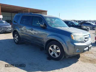 2011 Honda Pilot EX-L with VIN 5FNYF3H64BB056071, listed as a IAAI auction lot 41841047 with 112,114 mi miles and . Bid and sale history available at carsss.com. Image 1.