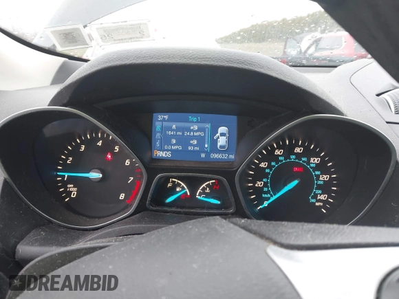 2014 Ford Escape SE with VIN 1FMCU9GX1EUC97297, listed as a IAAI auction lot 41983136 with 96,632 mi miles. Bid and sale history available at carsss.com. Image 7.