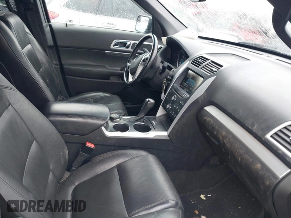 2012 Ford Explorer XLT with VIN 1FMHK8D87CGB00776, listed as a IAAI auction lot 41665267 with 186,440 mi miles and . Bid and sale history available at DreamBid. Image 5.