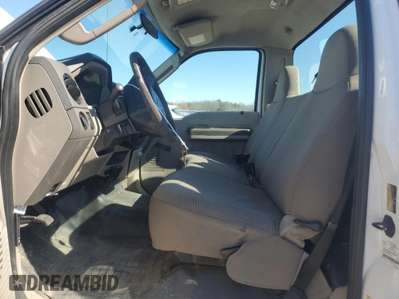 2010 Ford F-250 z VIN 1FTNF2A56AEB37460, wystawiony jako Copart lot #45498685 z przebiegiem 233 446 mil mil oraz Szkoda całkowita • Salvage title. Historia ofert i sprzedaży dostępna na DreamBid. Obrazek 7.