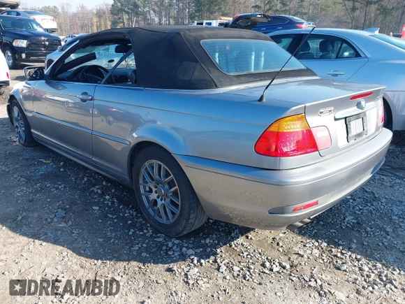 2004 BMW 3 Series 325Ci with VIN WBABW33404PL26897, listed as a IAAI auction lot 41007643 with 139,206 mi miles. Bid and sale history available at carsss.com. Image 3.
