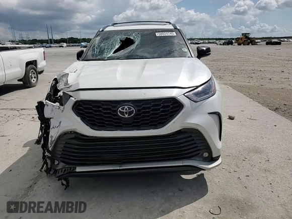 2023 Toyota Highlander L with VIN 5TDKDRAH0PS021783, listed as a Copart auction lot 58024745 with 61,752 mi miles and Salvage title. Bid and sale history available at DreamBid. Image 14.