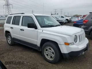 2014 Jeep Patriot Sport z VIN 1C4NJPBBXED915836, wystawiony jako Copart lot #55283925 z przebiegiem 75 951 mil mil oraz Szkoda całkowita • Salvage title. Historia ofert i sprzedaży dostępna na DreamBid. Obrazek 4.