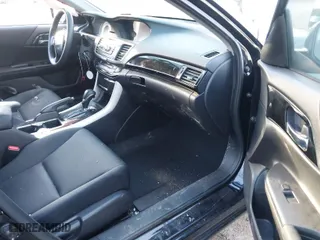 2016 Honda Accord Sedan LX with VIN 1HGCR2F36GA005354, listed as a IAAI auction lot 41823297 with 112,000 mi miles. Bid and sale history available at carsss.com. Image 5.