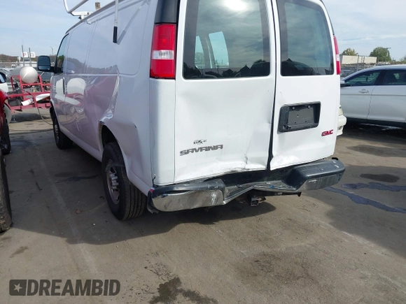 2020 GMC Savana Cargo Van with VIN 1GTW7AFG7L1265254, listed as a IAAI auction lot 40863188 with 86,054 mi miles. Bid and sale history available at carsss.com. Image 6.