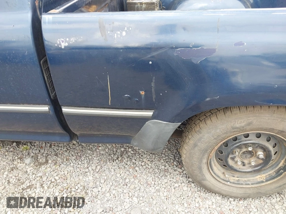 1994 Toyota Pickup z VIN JT4VN93D4R5043301, wystawiony jako IAAI lot #41970473 z przebiegiem 286 005 mil mil oraz . Historia ofert i sprzedaży dostępna na DreamBid. Obrazek 12.