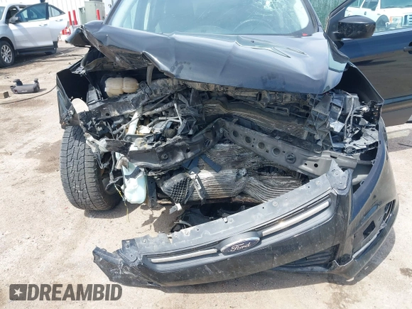 2016 Ford Escape SE z VIN 1FMCU9G97GUA77456, wystawiony jako IAAI lot #42088983 z przebiegiem 160 718 mil mil oraz . Historia ofert i sprzedaży dostępna na DreamBid. Obrazek 6.