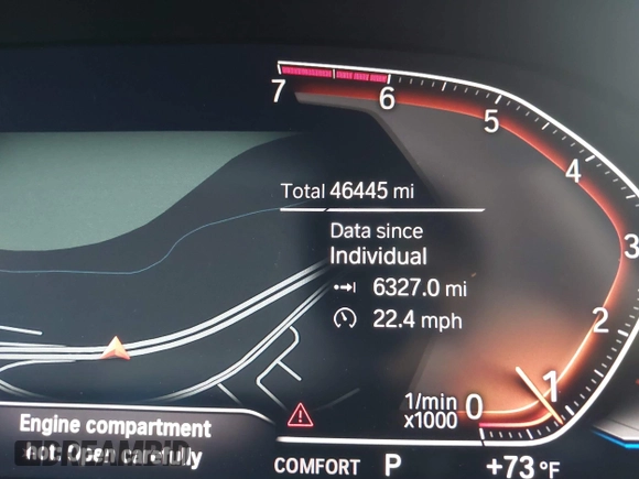 2019 BMW 3 Series 330i xDrive with VIN WBA5R7C58KAJ81967, listed as a IAAI auction lot 41093104 with 46,445 mi miles. Bid and sale history available at carsss.com. Image 16.