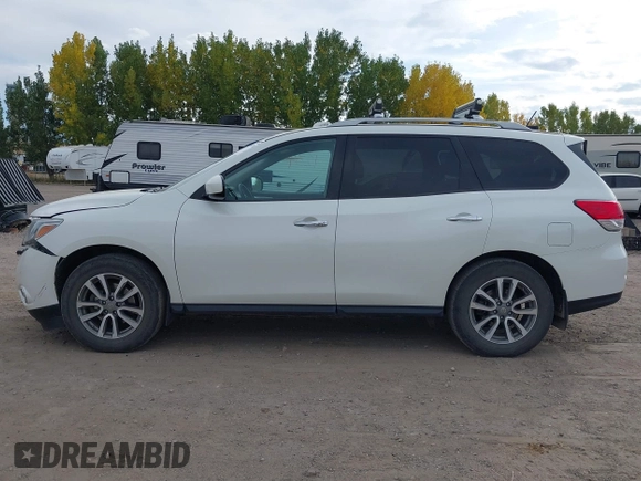 2016 Nissan Pathfinder SV with VIN 5N1AR2MM6GC620861, listed as a IAAI auction lot 40501234 with 107,424 mi miles and . Bid and sale history available at DreamBid. Image 15.