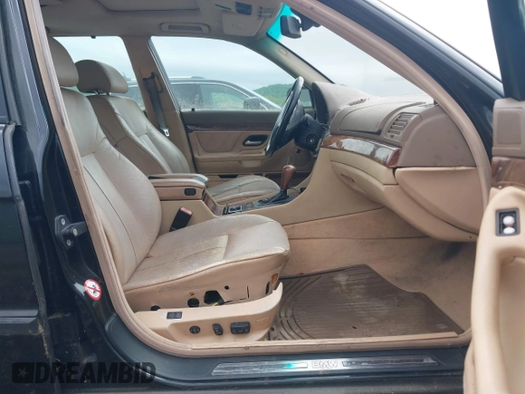 2001 BMW 7 Series 740iL with VIN WBAGH83411DP28499, listed as a IAAI auction lot 42278492 with Not provided miles and . Bid and sale history available at DreamBid. Image 5.