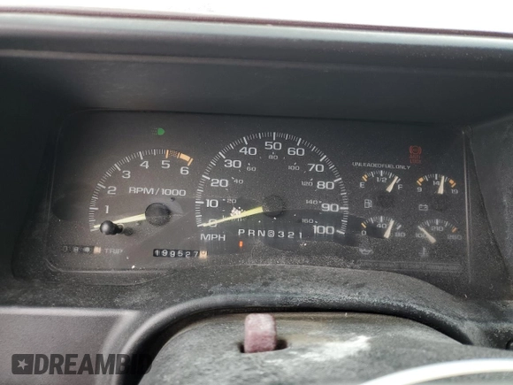 1996 Chevrolet Silverado 1500 with VIN 1GCEC14MXTZ216468, listed as a Copart auction lot 44138675 with 199,527 mi miles and Clean Title. Bid and sale history available at DreamBid. Image 9.