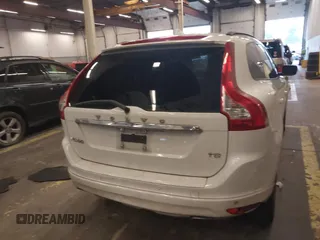 2016 Volvo XC60 T5 Drive-E z VIN YV440MDJ0G2920301, wystawiony jako IAAI lot #40956289 z przebiegiem 137 565 mil mil oraz . Historia ofert i sprzedaży dostępna na DreamBid. Obrazek 17.