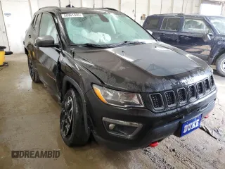 2020 Jeep Compass Trailhawk with VIN 3C4NJDDB0LT159324, listed as a Copart auction lot 50961595 with 86,446 mi miles and Salvage Title. Bid and sale history available at carsss.com. Image 4.