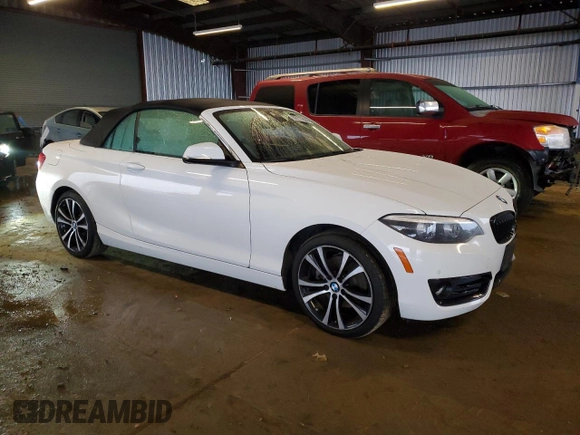 2020 BMW 2 Series 230i with VIN WBA2M7C04L7E23712, listed as a Copart auction lot 86177604 with 50,961 mi miles and Salvage Title. Bid and sale history available at carsss.com. Image 4.