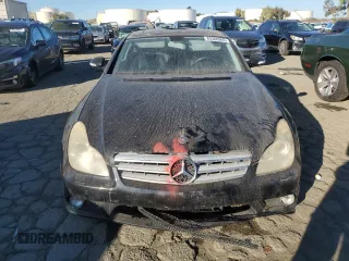2007 Mercedes-Benz CLS 550 z VIN WDDDJ72X37A099442, wystawiony jako Copart lot #89366905 z przebiegiem Nie podano mil oraz Nie do naprawy • Non repairable. Historia ofert i sprzedaży dostępna na DreamBid. Obrazek 5.