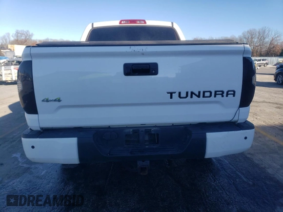 2019 Toyota Tundra SR5 z VIN 5TFAY5F16KX790487, wystawiony jako Copart lot #82783094 z przebiegiem 104 229 mil mil oraz Nie do naprawy • Non repairable. Historia ofert i sprzedaży dostępna na DreamBid. Obrazek 6.