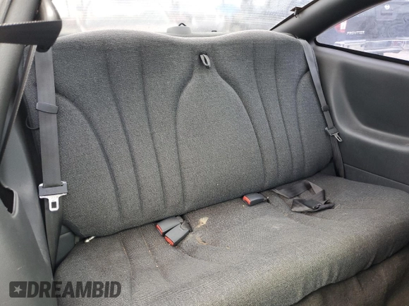 2000 Chevrolet Cavalier with VIN 1G1JC1244Y7107193, listed as a Copart auction lot 80851994 with 137,095 mi miles and Salvage title. Bid and sale history available at DreamBid. Image 10.