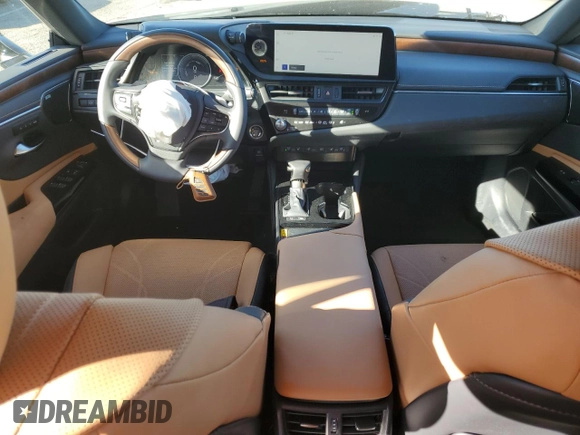 2024 Lexus ES 300h Luxury с VIN 58AEA1C18RU053312, выставлен на аукционе Copart как лот 83362094 с пробегом 1 614 миль миль и Списание • Salvage title. История ставок и продаж доступна на DreamBid. Изображение 8.