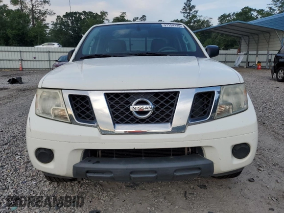 2017 Nissan Frontier SV with VIN 1N6DD0FRXHN712085, listed as a Copart auction lot 57154135 with 110,769 mi miles and Salvage title. Bid and sale history available at DreamBid. Image 5.