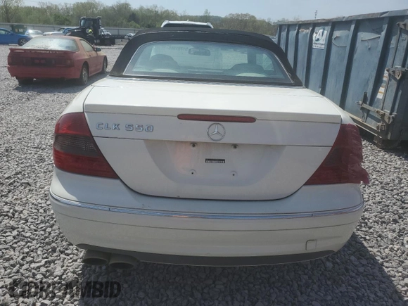 2008 Mercedes-Benz CLK 550 with VIN WDBTK72F18T092049, listed as a Copart auction lot 51291385 with 150,453 mi miles and Salvage Title. Bid and sale history available at DreamBid. Image 6.