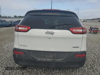 2017 Jeep Cherokee Latitude with VIN 1C4PJLCB1HW661748, listed as a Copart auction lot 58900255 with 133,498 mi miles and Salvage title. Bid and sale history available at DreamBid. Image 6.