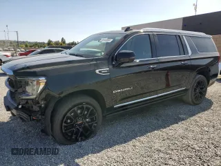 2023 GMC Yukon XL Denali with VIN 1GKS2JKT8PR377072, listed as a Copart auction lot 68948884 with 23,495 mi miles and Salvage Title. Bid and sale history available at carsss.com. Image 1.