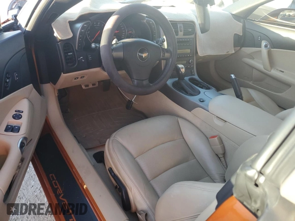 2007 Chevrolet Corvette z VIN 1G1YY36U375110988, wystawiony jako Copart lot #88572245 z przebiegiem 35 767 mil mil oraz Szkoda całkowita • Salvage title. Historia ofert i sprzedaży dostępna na DreamBid. Obrazek 8.