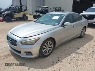 2015 Infiniti Q50 Premium with VIN JN1BV7AP0FM342504, listed as a IAAI auction lot 42127971 with 266,794 mi miles. Bid and sale history available at carsss.com. Image 2.