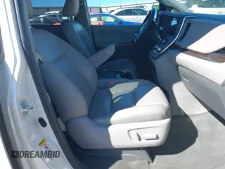 2015 Toyota Sienna XLE with VIN 5TDYK3DC7FS661582, listed as a IAAI auction lot 41688972 with 145,953 mi miles. Bid and sale history available at carsss.com. Image 5.