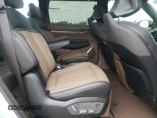 2024 Kia EV9 GT-Line with VIN KNDAEFS54R6035698, listed as a Copart auction lot 74137964 with 2,657 mi miles and Salvage Title. Bid and sale history available at carsss.com. Image 11.