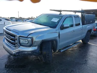2017 GMC Sierra 1500 SLT z VIN 1GTV2NEC6HZ102412, wystawiony jako IAAI lot #41170633 z przebiegiem 163 321 mil mil oraz . Historia ofert i sprzedaży dostępna na DreamBid. Obrazek 17.