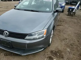 2011 Volkswagen Jetta SE z VIN 3VWDZ7AJ1BM348118, wystawiony jako Copart lot #45446685 z przebiegiem 121 414 mil mil oraz Szkoda całkowita • Salvage title. Historia ofert i sprzedaży dostępna na DreamBid. Obrazek 11.