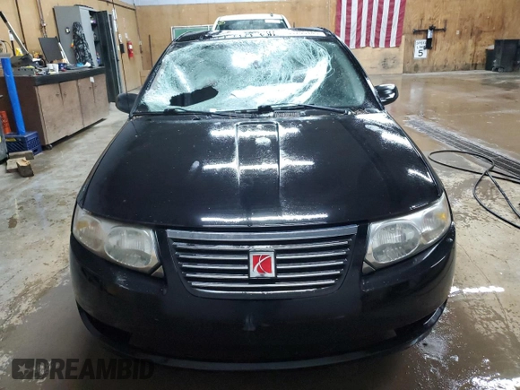 2006 Saturn ION z VIN 1G8AJ55F06Z179909, wystawiony jako Copart lot #54755145 z przebiegiem 112 845 mil mil oraz Tytuł czysty. Historia ofert i sprzedaży dostępna na DreamBid. Obrazek 5.