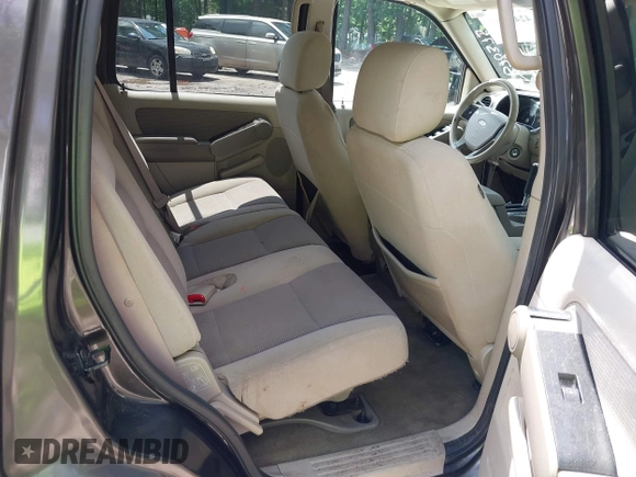2006 Ford Explorer XLT z VIN 1FMEU73E36UB70375, wystawiony jako IAAI lot #42460992 z przebiegiem 177 637 mil mil oraz . Historia ofert i sprzedaży dostępna na DreamBid. Obrazek 8.