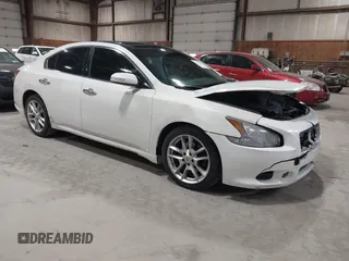 2011 Nissan Maxima 3.5 SV with VIN 1N4AA5AP1BC802204, listed as a IAAI auction lot 42016069 with 99,826 mi miles. Bid and sale history available at carsss.com. Image 1.