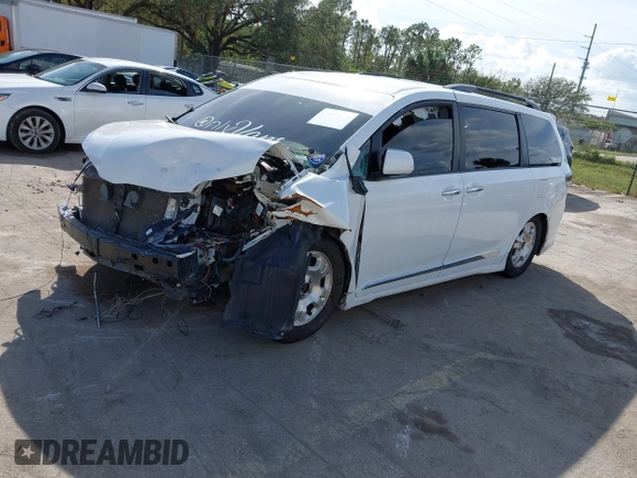 2015 Toyota Sienna SE with VIN 5TDXK3DC4FS678965, listed as a IAAI auction lot 40817635 with 147,027 mi miles. Bid and sale history available at carsss.com. Image 17.