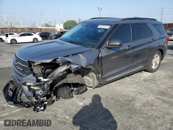 2022 Ford Explorer XLT z VIN 1FMSK7DH0NGA19122, wystawiony jako Copart lot #46834415 z przebiegiem 43 487 mil mil oraz Szkoda całkowita • Salvage title. Historia ofert i sprzedaży dostępna na DreamBid. Obrazek 1.