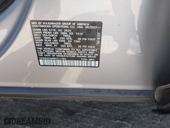 2024 Volkswagen Atlas SE z VIN 1V2KE2CA9RC211783, wystawiony jako IAAI lot #42192690 z przebiegiem 25 361 mil mil oraz . Historia ofert i sprzedaży dostępna na DreamBid. Obrazek 9.